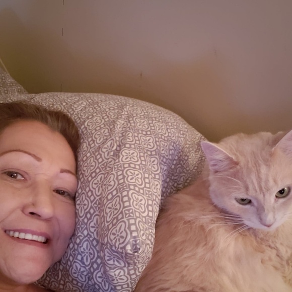 Meet your Posher, Deborah - Picture 5 of 10